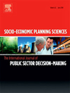 SOCIO-ECONOMIC PLANNING SCIENCES封面